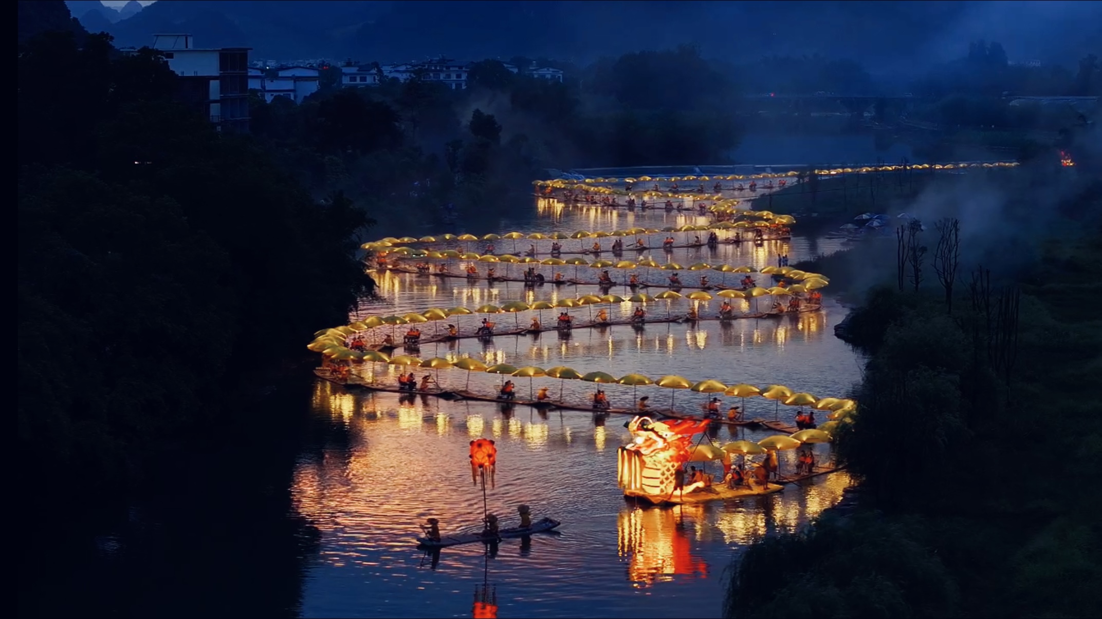 Golden dragon night on Yulong River