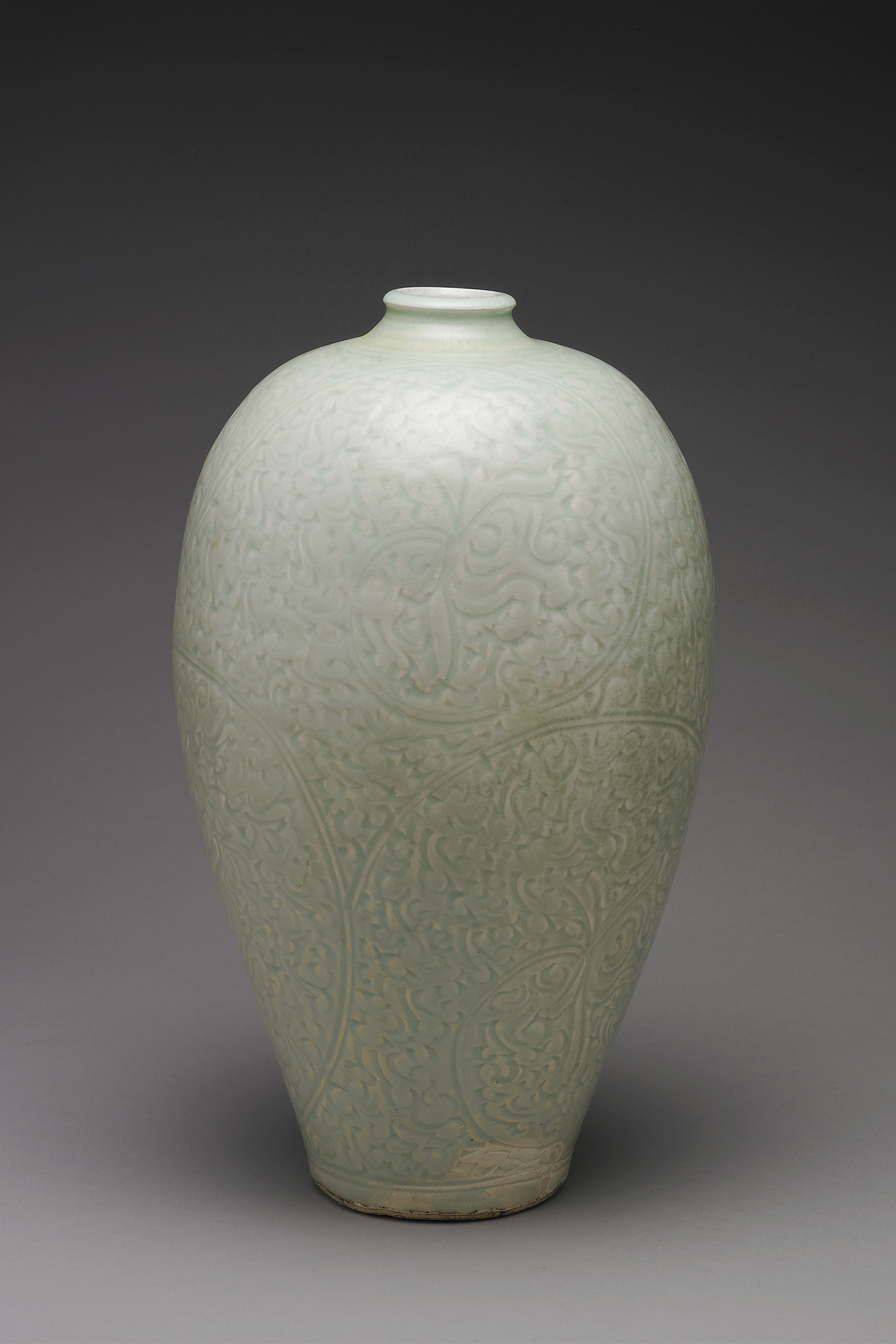 A blossom for a lid? Meet the 'plum vases' made for a single flowering branch