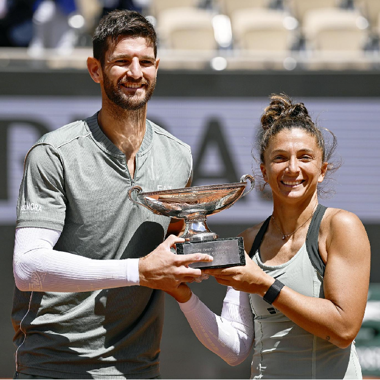 311★サッカー★fabrizio ra vanelli★prostars Errani, Vavassori defend French Open mixed doubles crown - CGTN