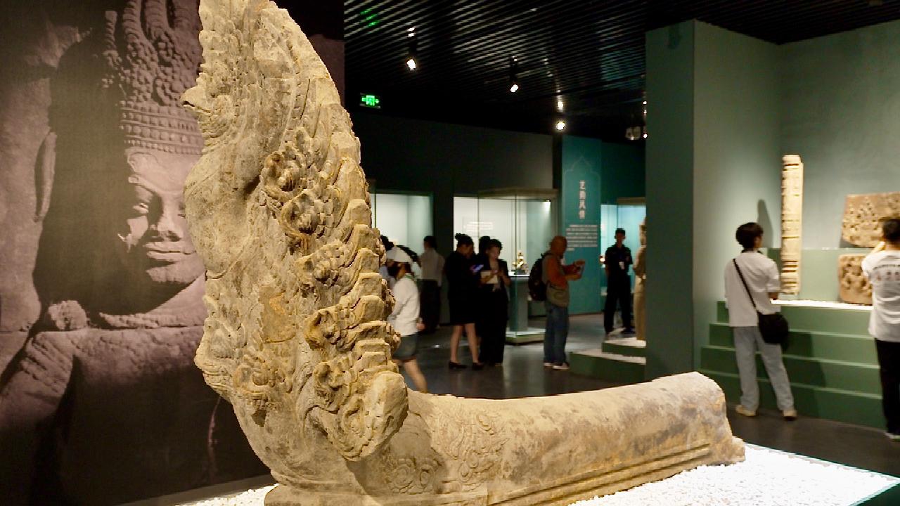 Cambodia's Angkor treasures go on display at China's Shanxi Museum