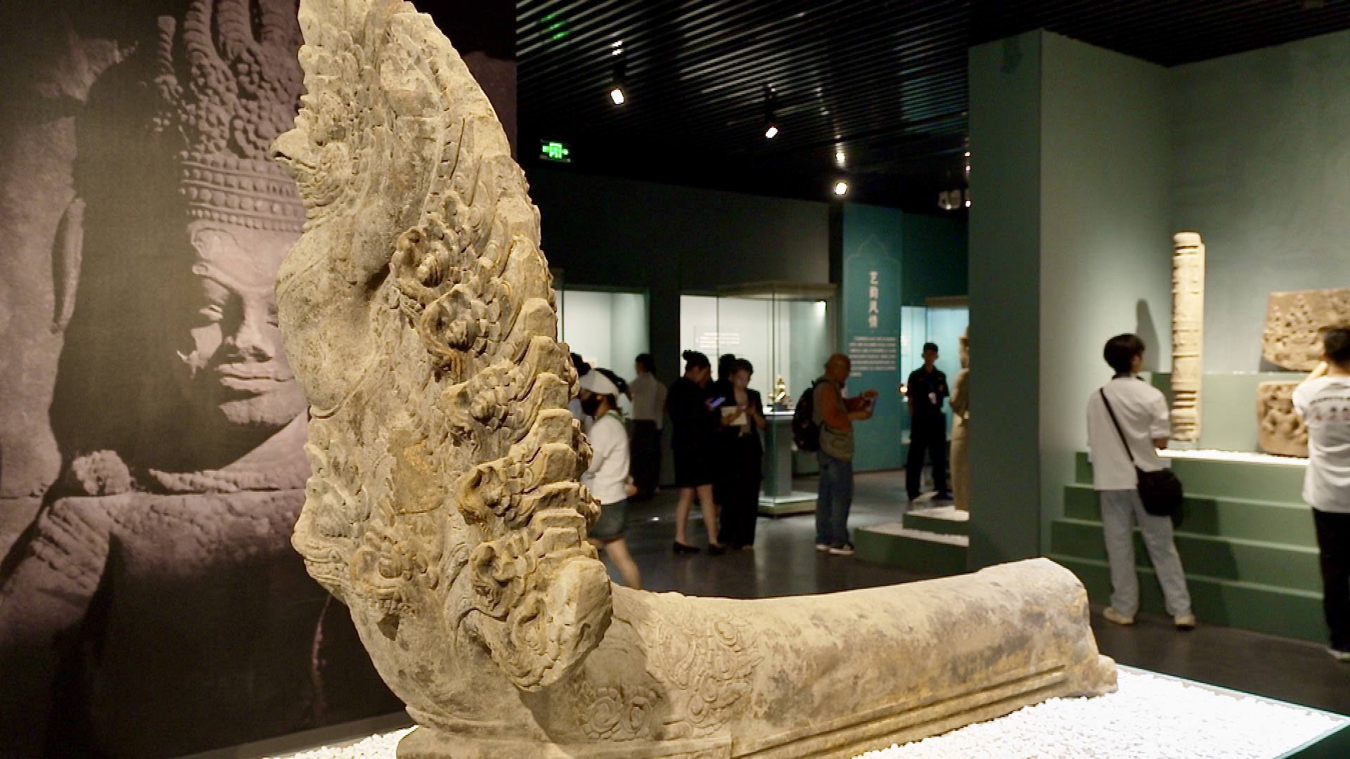 Cambodia's Angkor treasures go on display at China's Shanxi Museum 