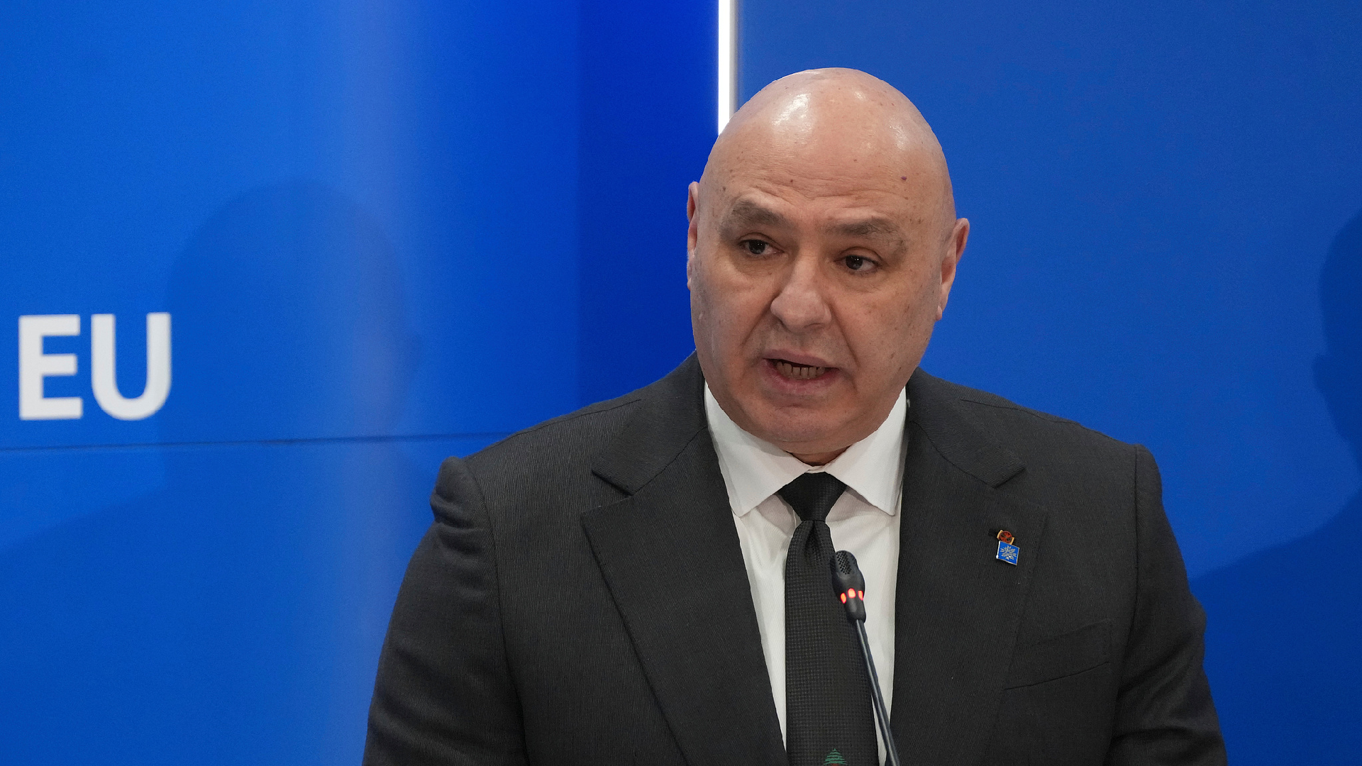 Lebanese president slams Israeli attack that killed 3 servicemen