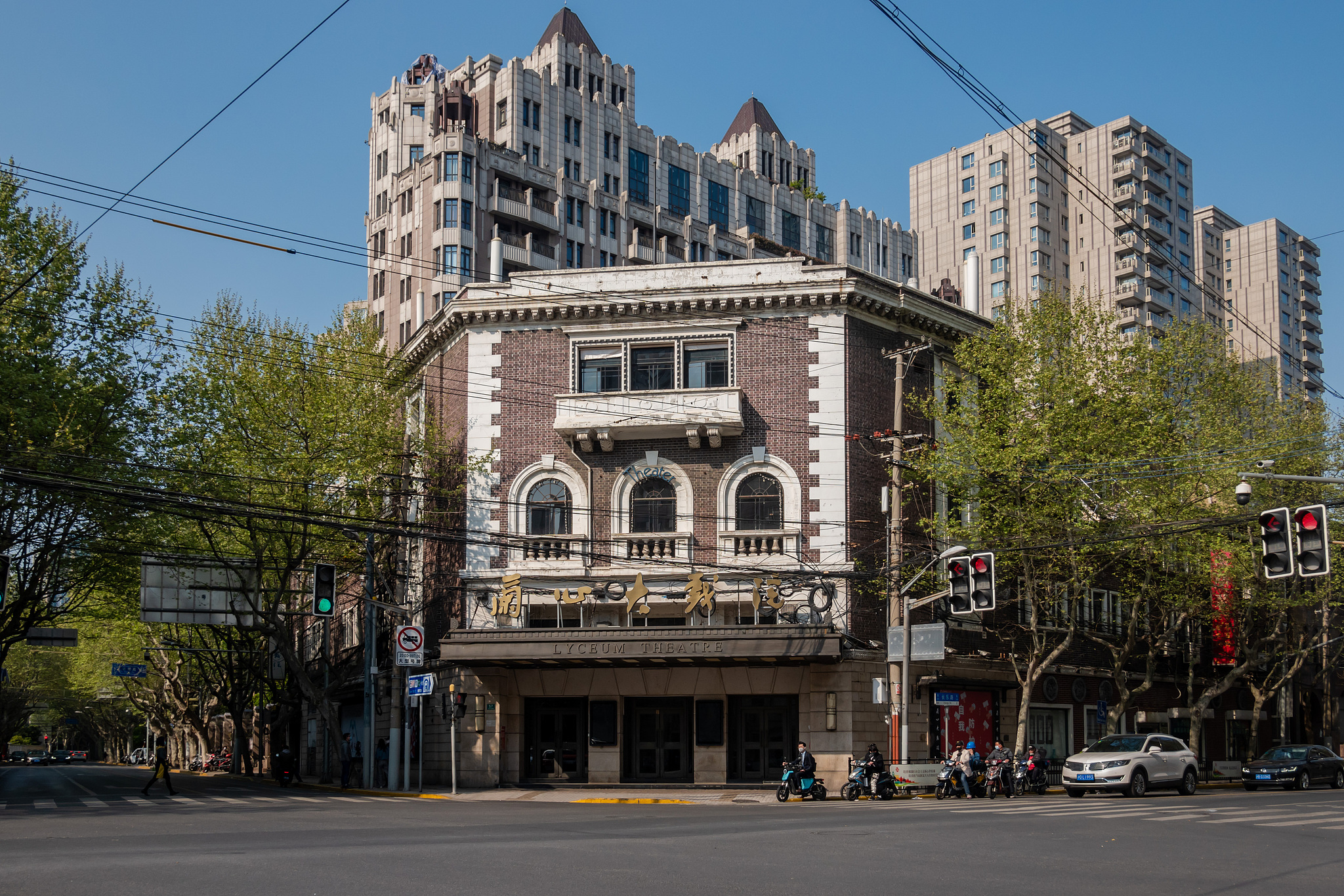 A city of cinema, a century of stories