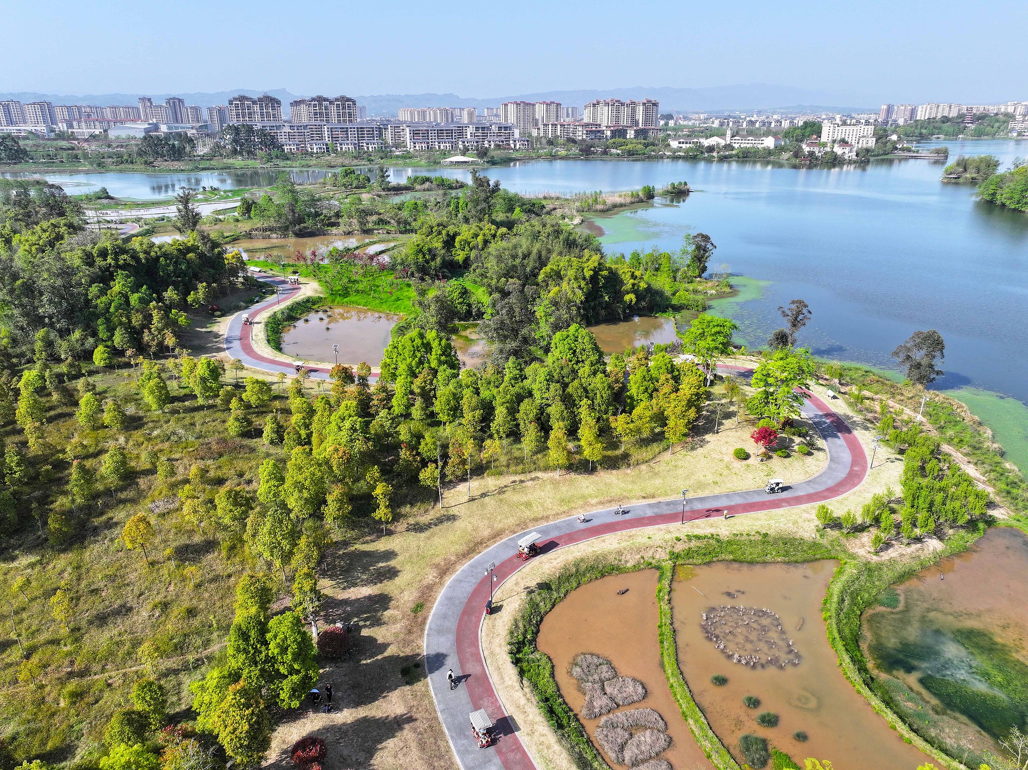 The Shuangguihu National Wetland Park in Chongqing Municipality, southwest China, April 4, 2026. /VCG