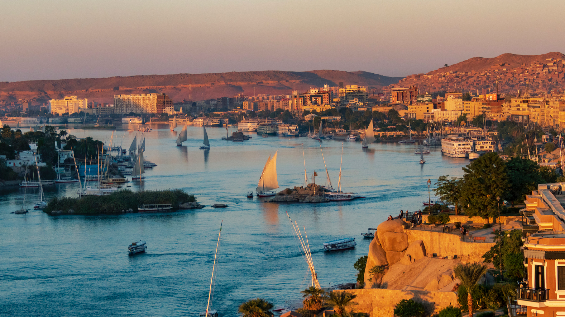 Cairo through cinema