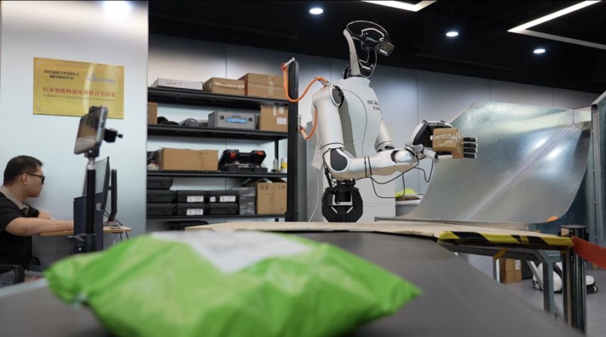 A Robot Era robot in demonstration. /CGTN 