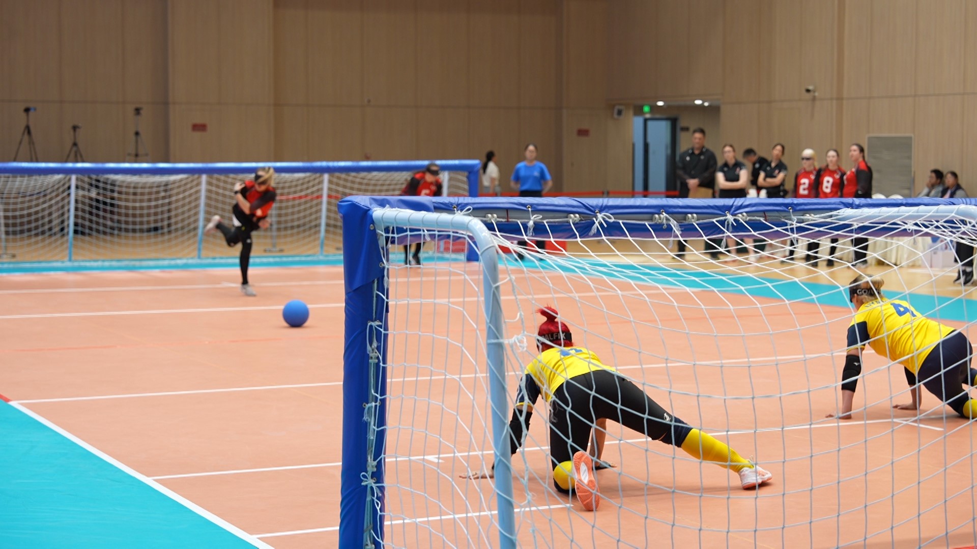 Athletes are competing during the group stage of the IBSA Goalball World Championships in Hangzhou, Zhejiang on June 10, 2026. /Photo by Ma Xun