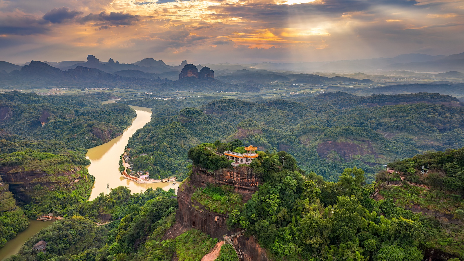 China's world natural heritage sites post conservation gains
