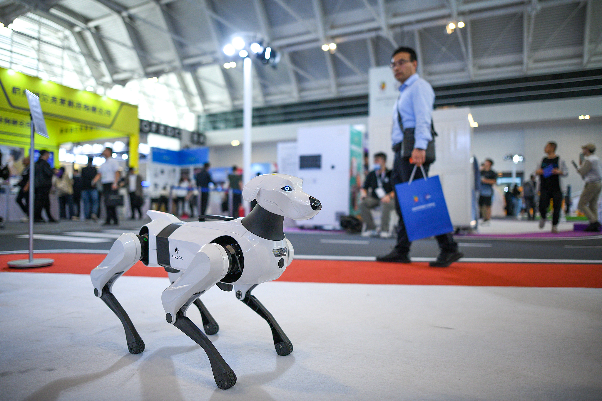 The 2026 World Intelligent Industry Expo opens at the National Exhibition and Convention Center in Tianjin on May 28, 2026. /VCG