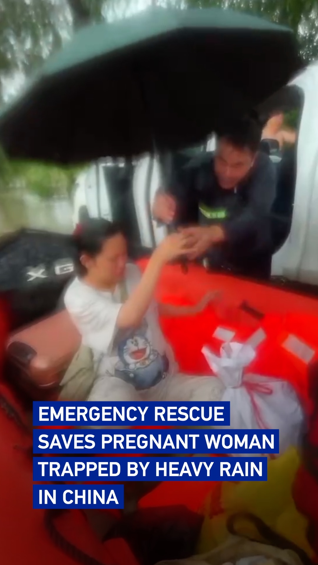 Emergency rescue saves pregnant woman trapped by heavy rain in China