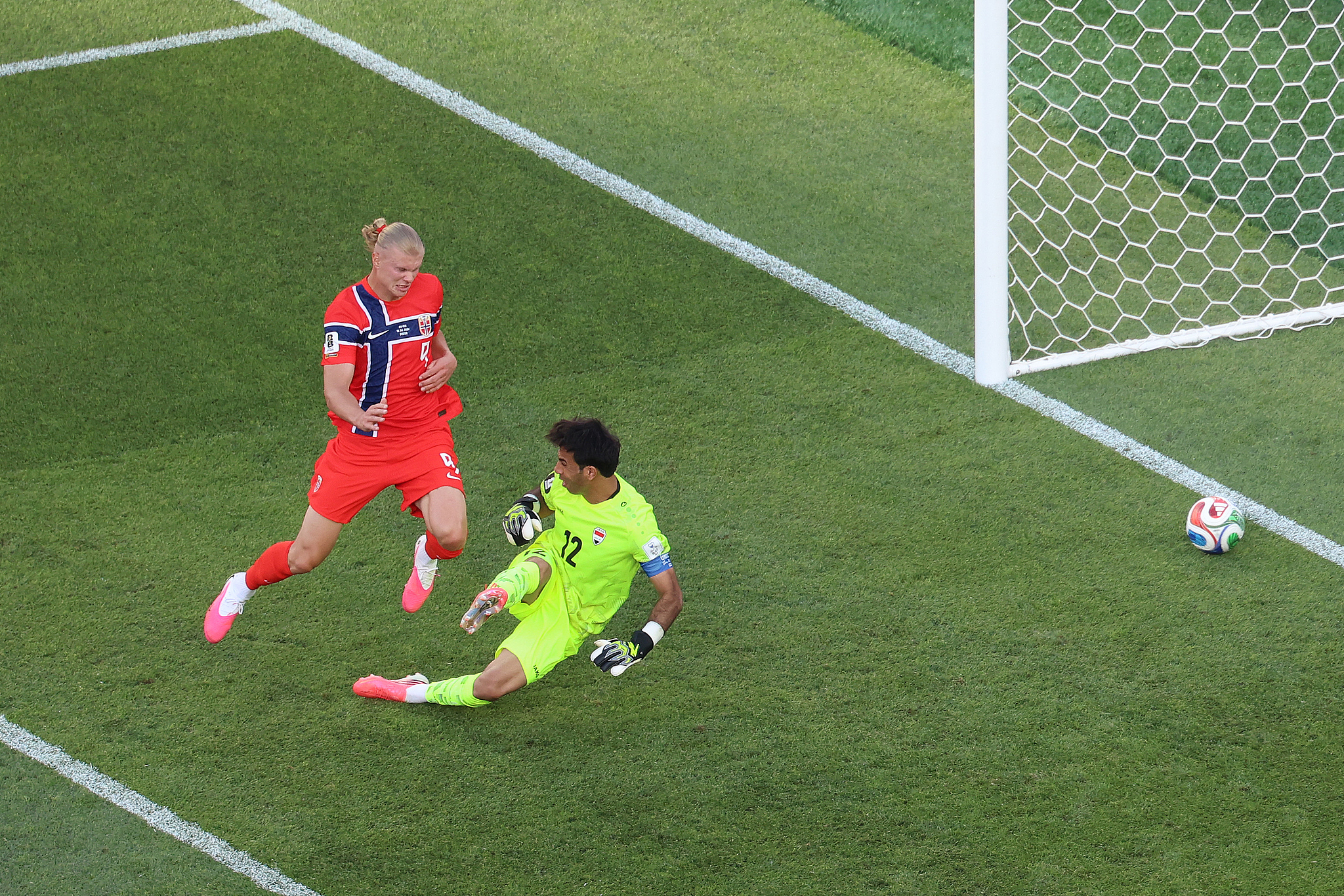 Norway striker Erling Haaland (L) scores a goal in the Group I match against Iraq at the 2026 FIFA World Cup in Foxborough, Massachusetts, June 16, 2026. /VCG