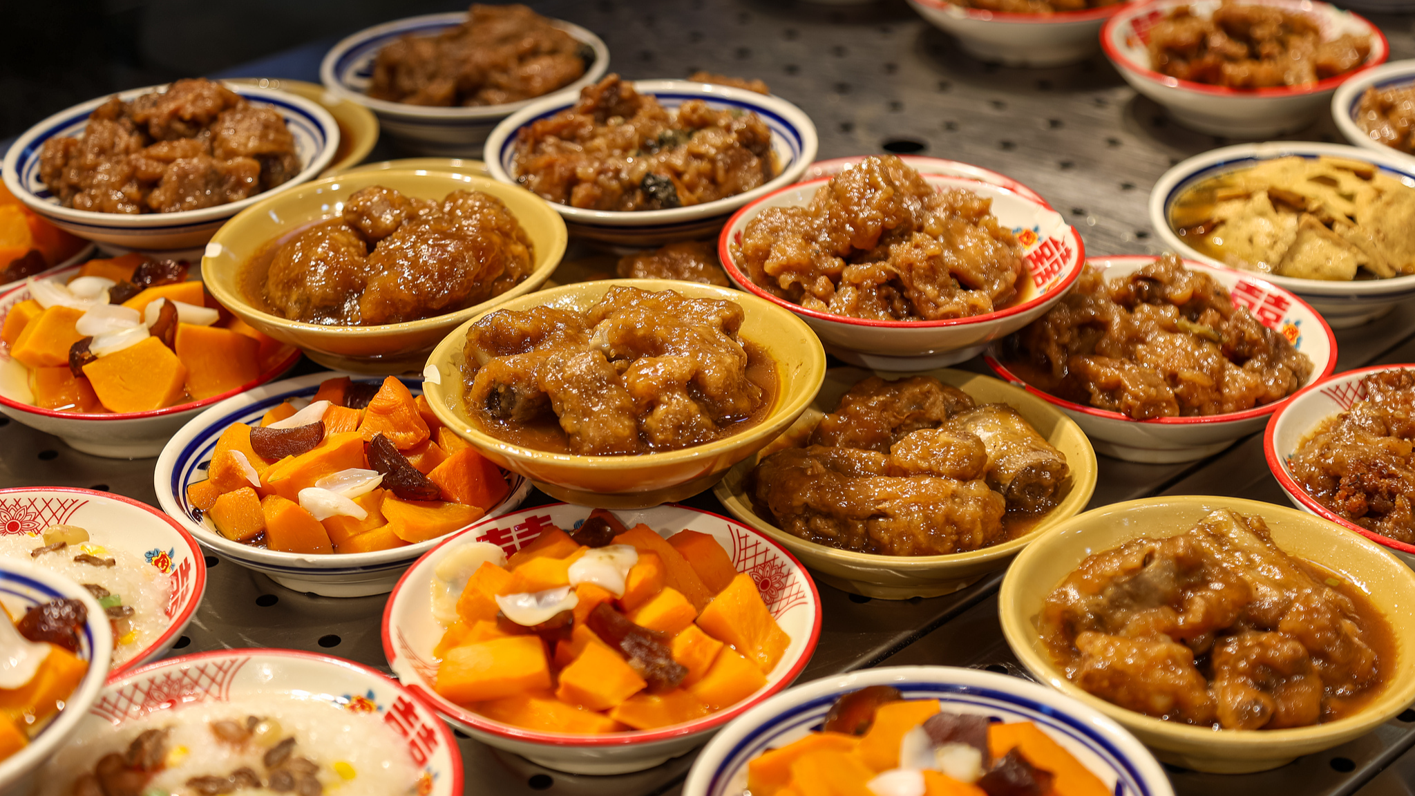 More than just a meal: Community canteens offer care close to home
