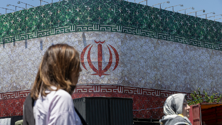 Iranian, US presidents sign peace MoU digitally