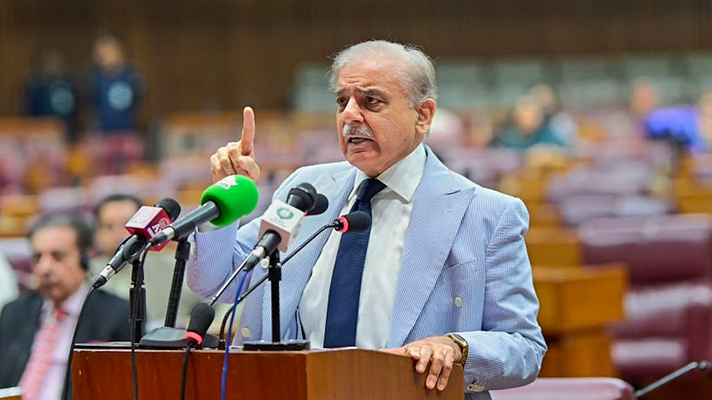 Pakistani PM: US-Iran MoU takes effect immediately