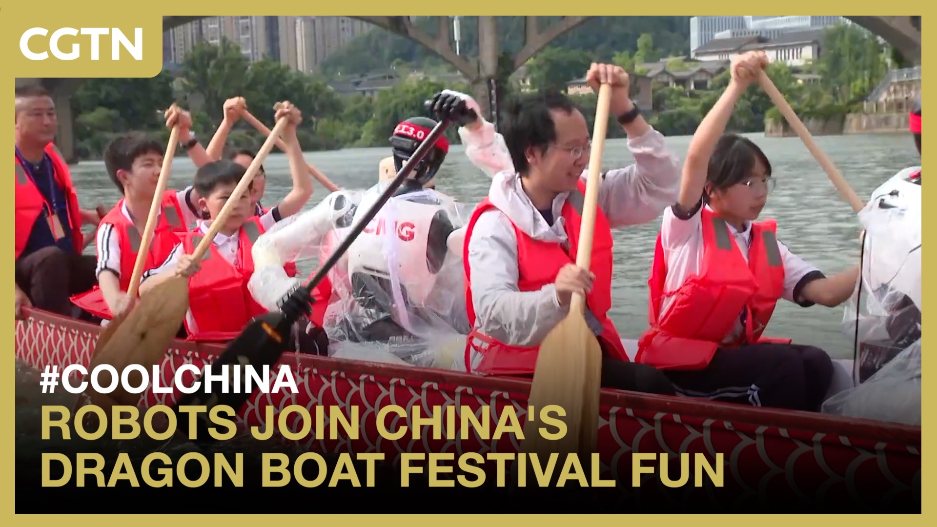Robots join China's Dragon Boat Festival fun