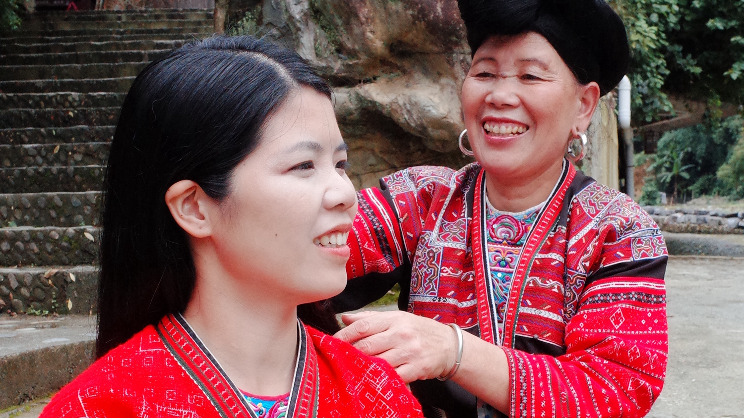Secret haircare of the 'long hair' village