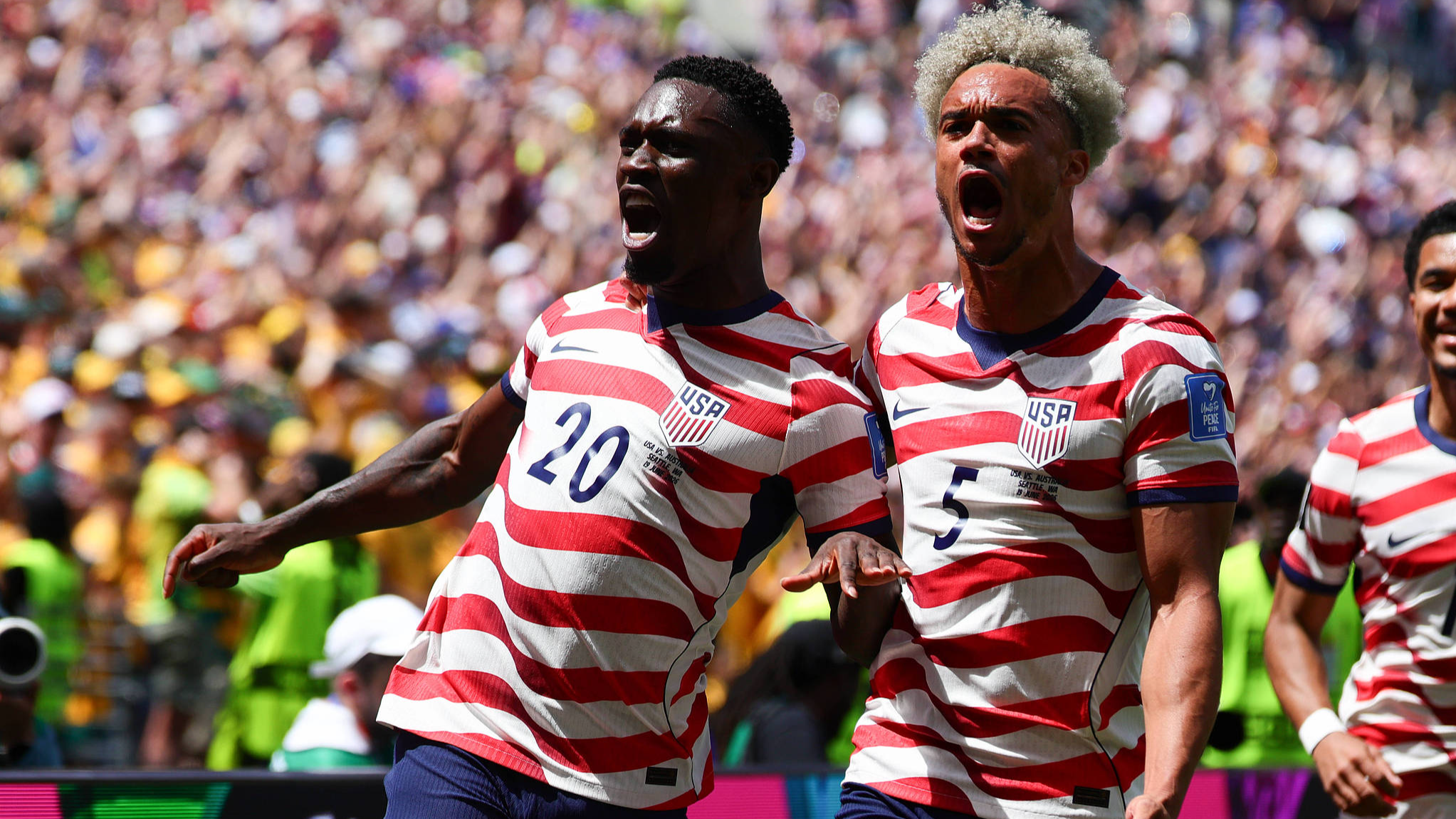 USA beat Australia 2-0 to reach World Cup knockouts