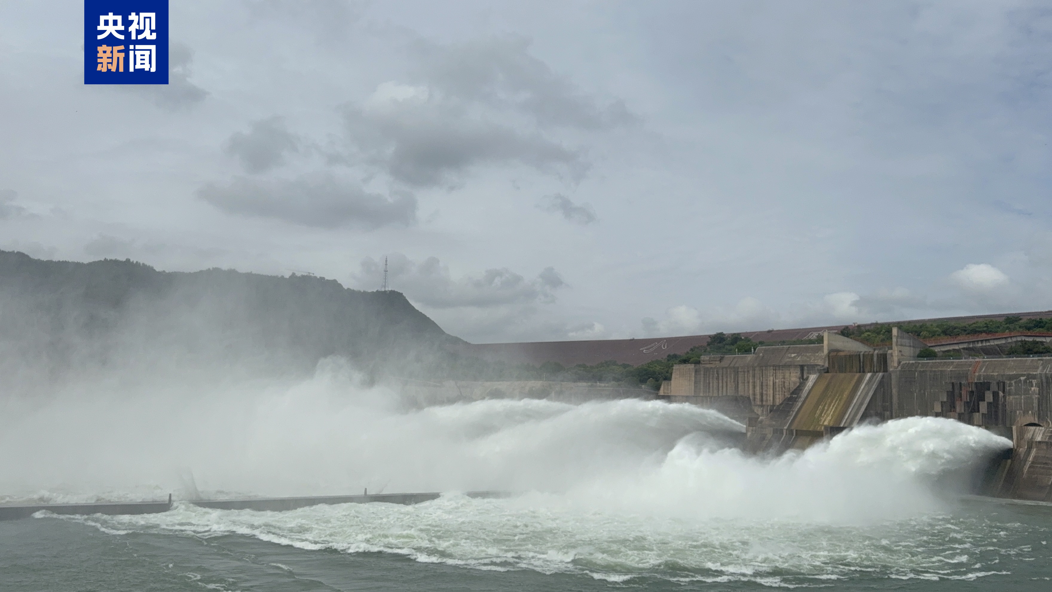 China launches its 2026 water-sediment regulation operation on the Yellow River as the Xiaolangdi Water Conservancy Project increased water discharge to flush accumulated sediment downstream, June 22, 2026. /CMG