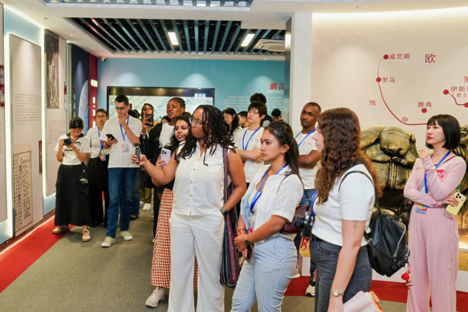 Global shapers visit a museum in Dalian, June 20, 2026. /GSC Dalian hub