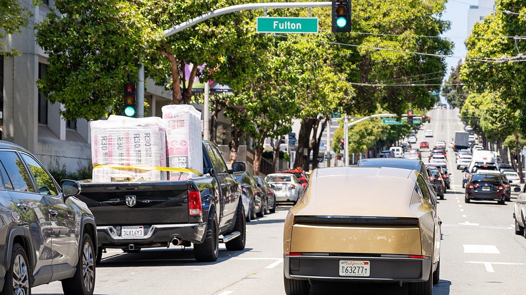 First global rules adopted for self-driving cars, UN says