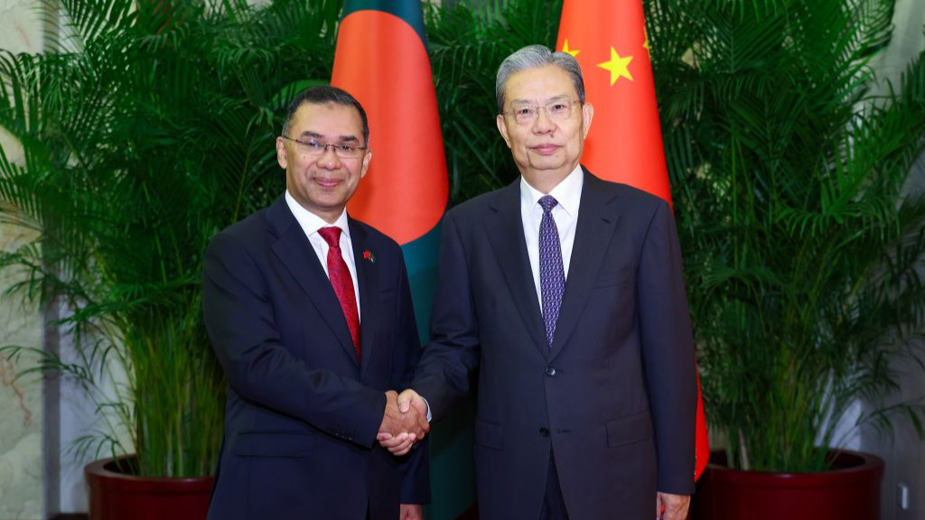 Zhao Leji (R), chairman of the National People's Congress Standing Committee, meets with Bangladeshi Prime Minister Tarique Rahman in Beijing, capital of China, June 26, 2026. /Xinhua