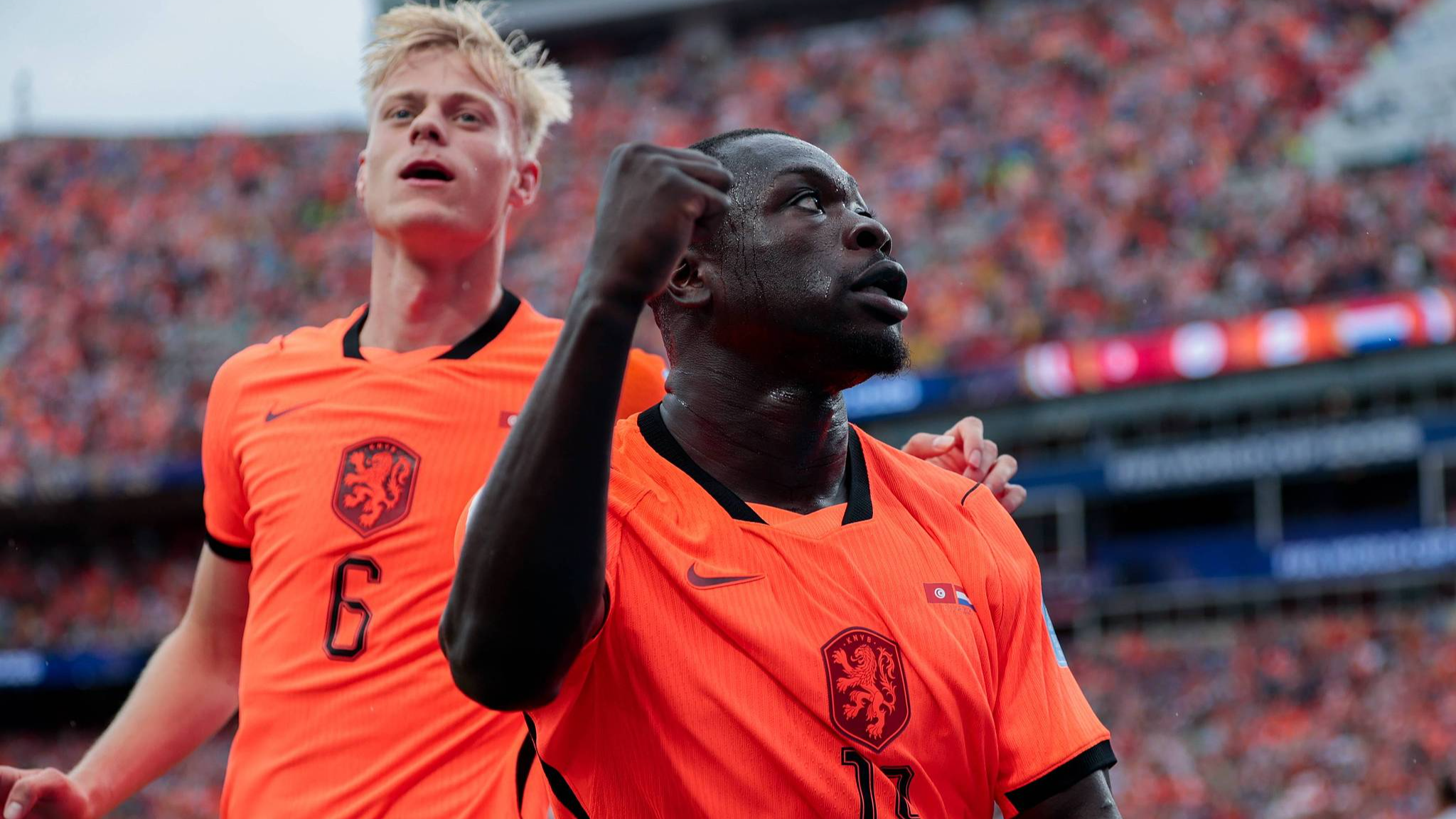 Dutch march into World Cup knockouts, Japan to play Brazil