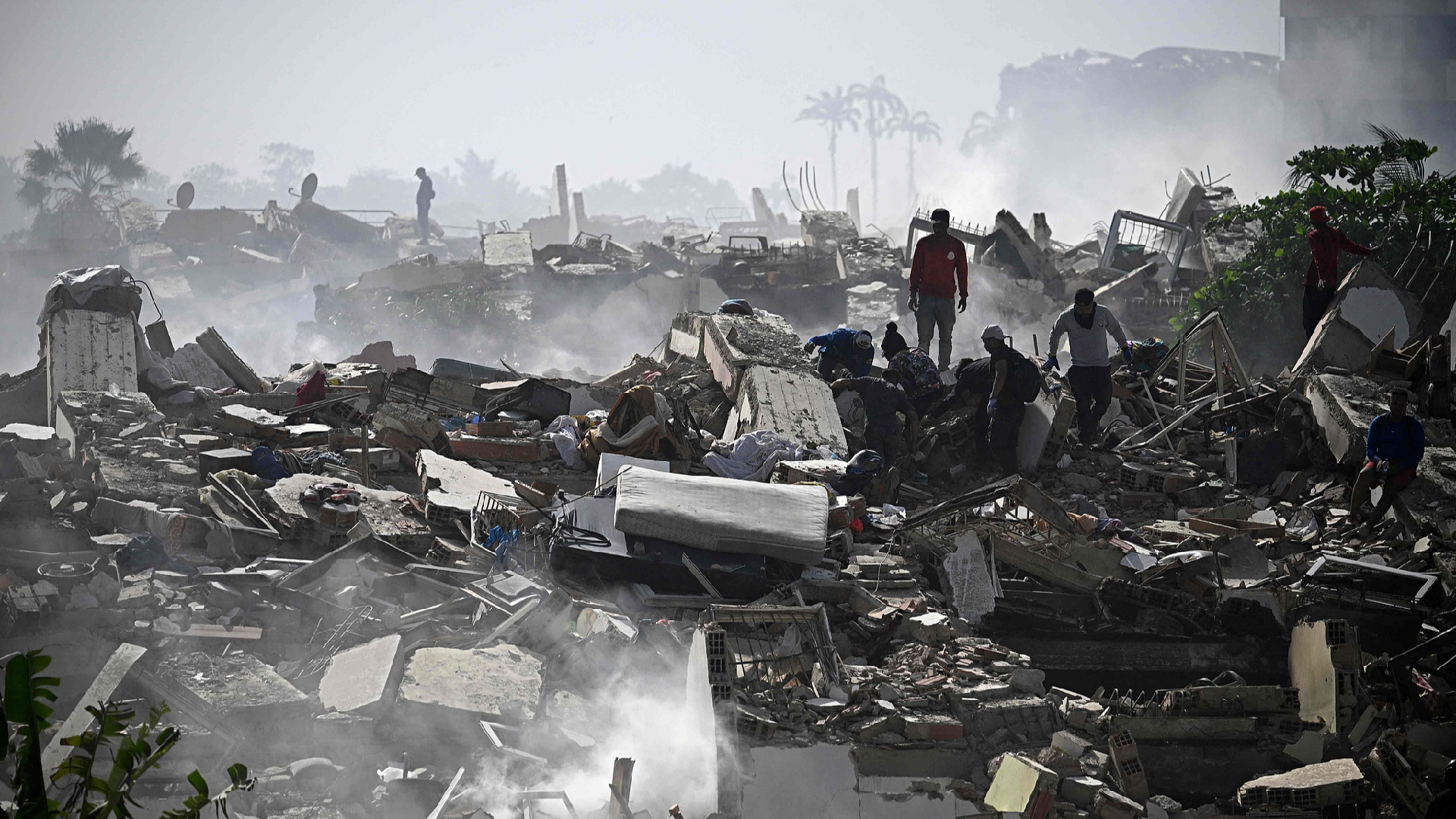 Live: Rescue efforts intensify after deadly quakes in Venezuela