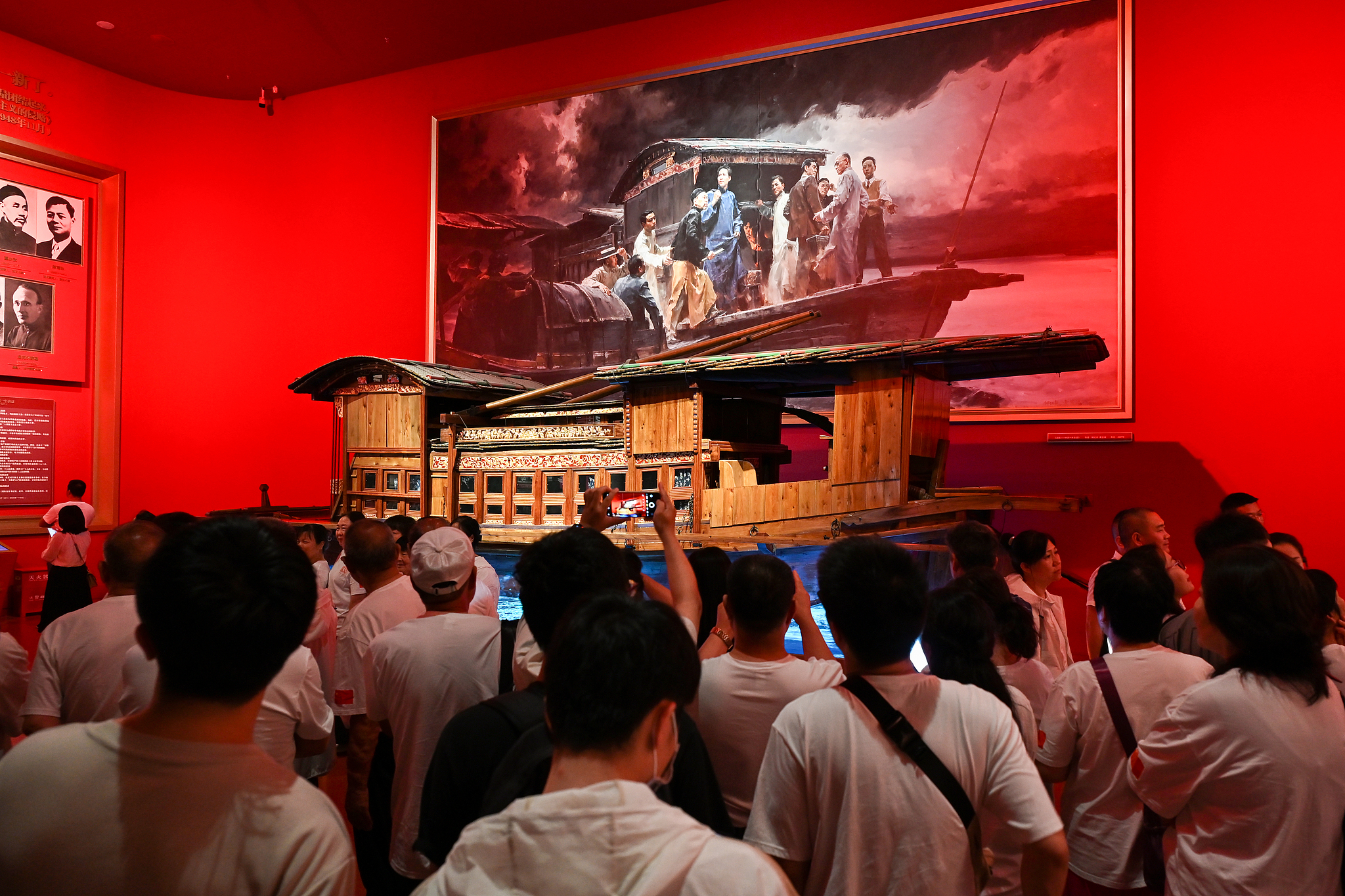 File photo of visitors at the Museum of the Communist Party of China in Beijing, China. /VCG