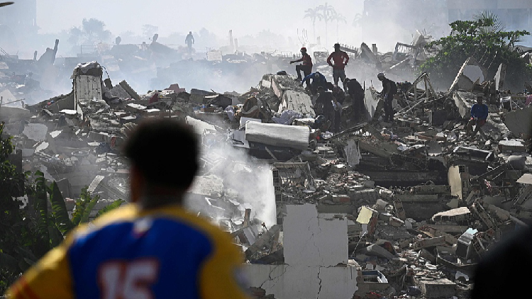 Rescue efforts underway as Venezuela earthquakes kill at least 235