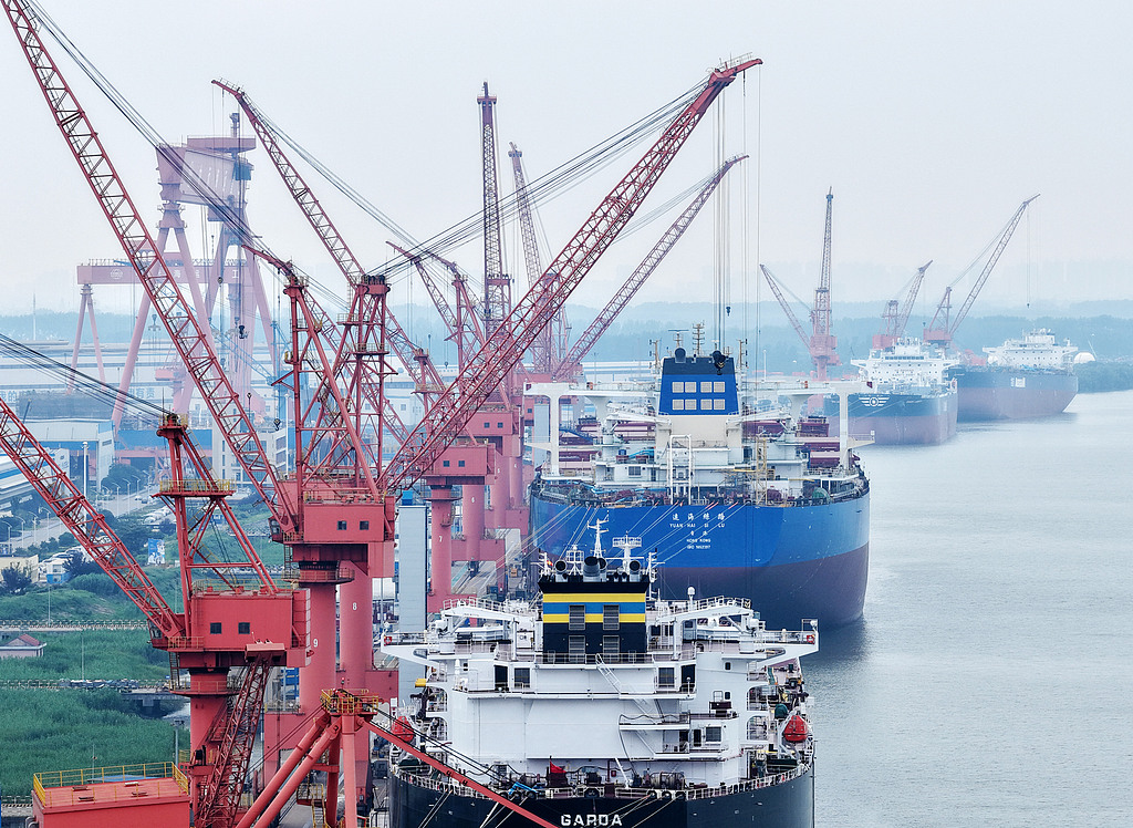 A busy scene unfolds at a shipbuilding site in Yangzhou, east China's Jiangsu Province, June 16, 2026. /CFP