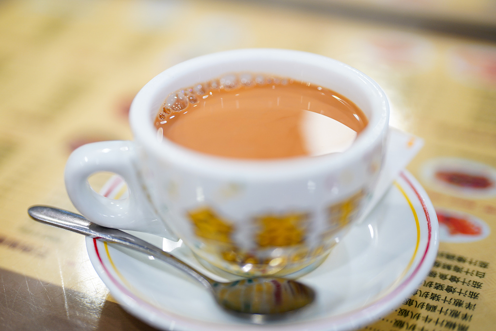 Hong Kong-style milk tea. /VCG