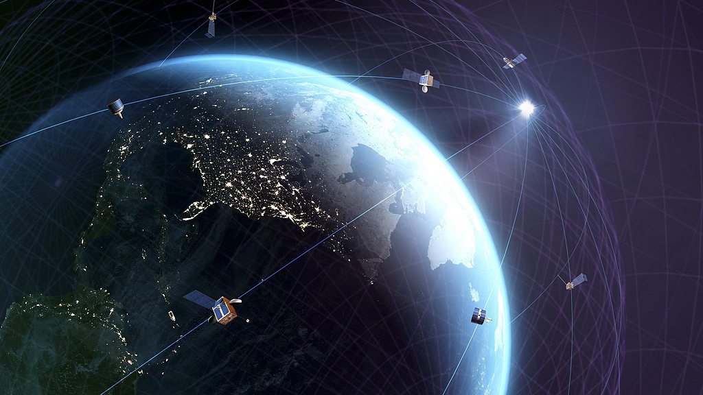 An illustration of satellite networking. /VCG