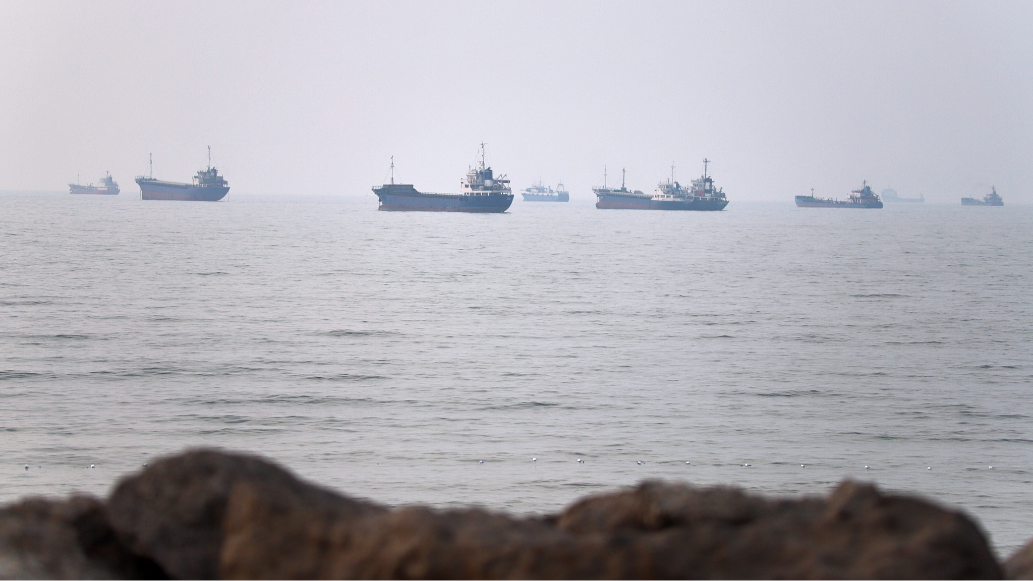China calls for maintaining negotiation momentum between the US, Iran