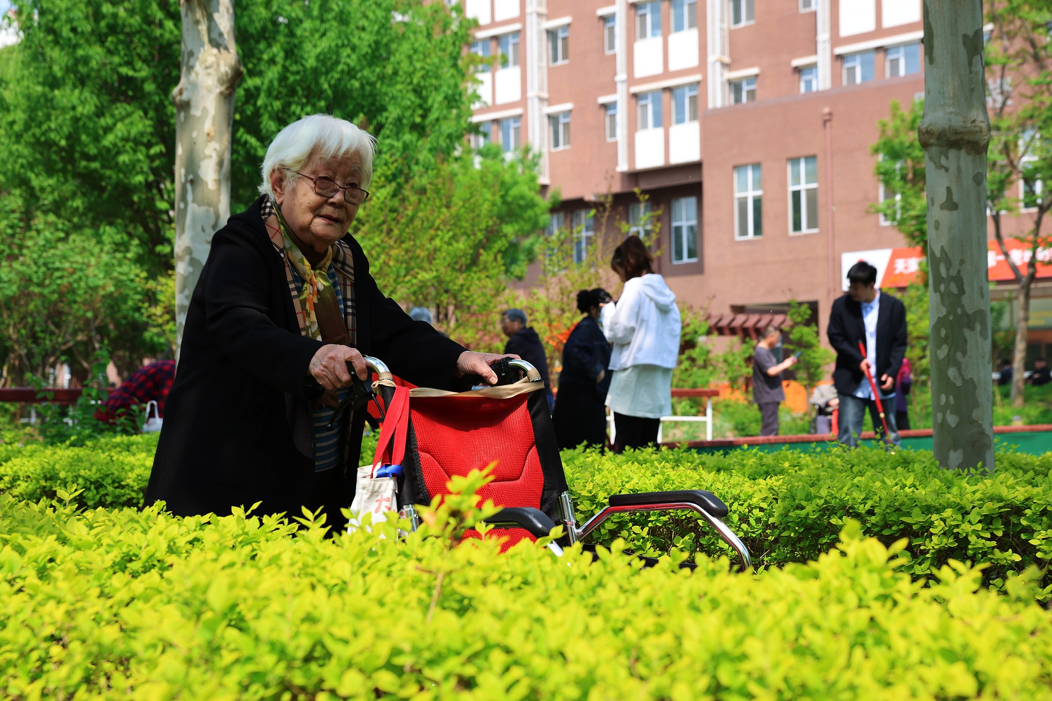 An elderly woman at the First Elderly Care Home in Binhai New Area in north China's Tianjin Municipality, April 23, 2026. /VCG
