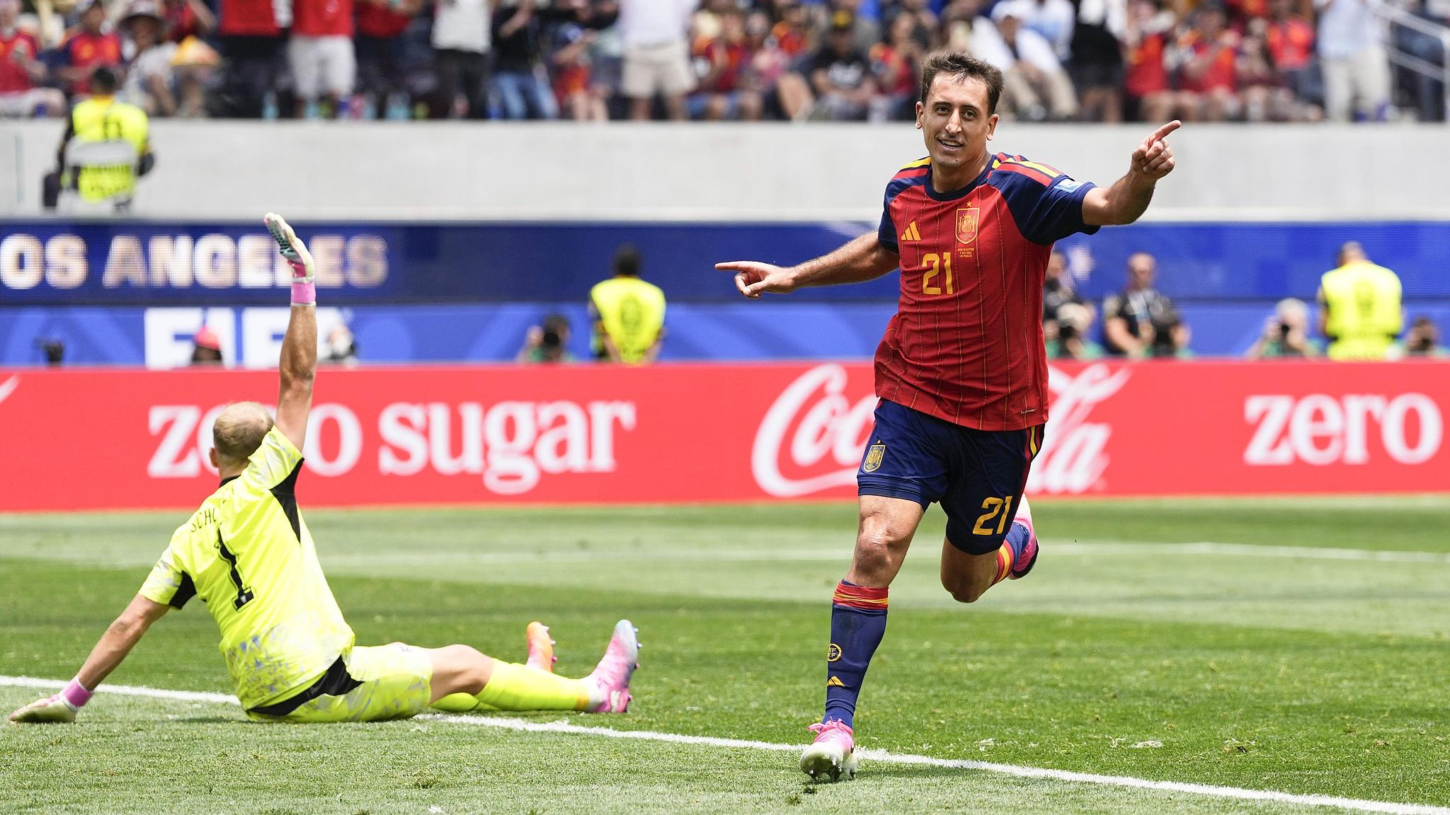 Oyarzabal's brace powers Spain past Austria 3-0 into World Cup last 16