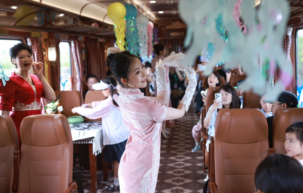 China's first immersive cultural tourism train, the Tianjin Fantasy Express, sees its routes expanded and upgraded on July 4, 2026. /VCG