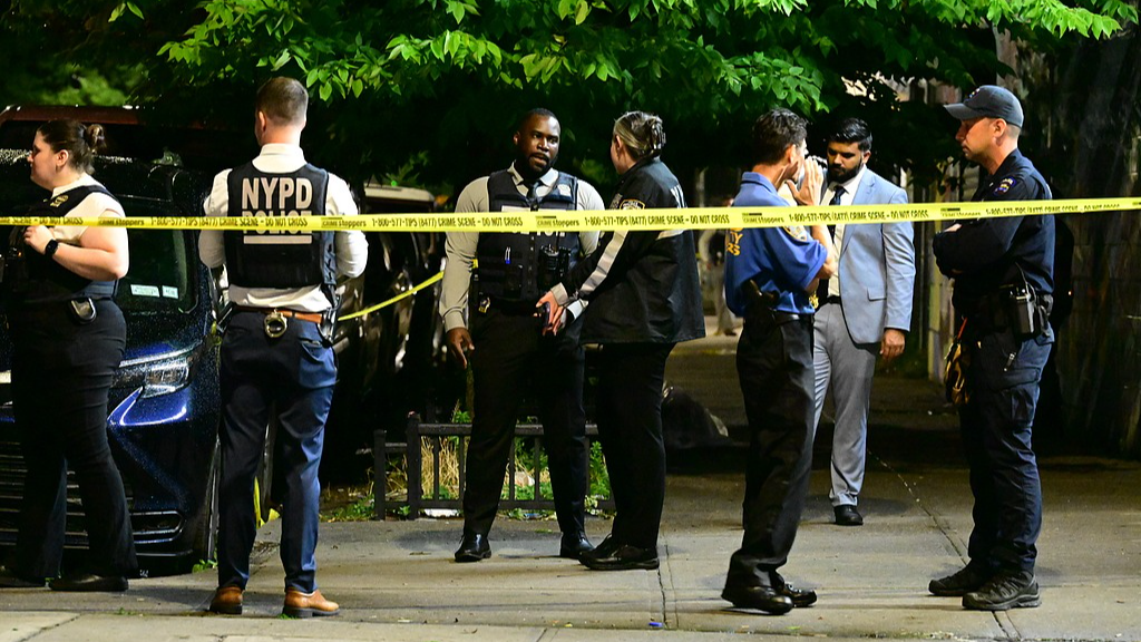 New York City Police Department officers work at the scene of a mass shooting in the Coney Island neighborhood of Brooklyn, New York City, United States, July 4, 2026. /VCG
