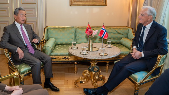 Wang Yi: China willing to maintain high-level exchanges with Norway
