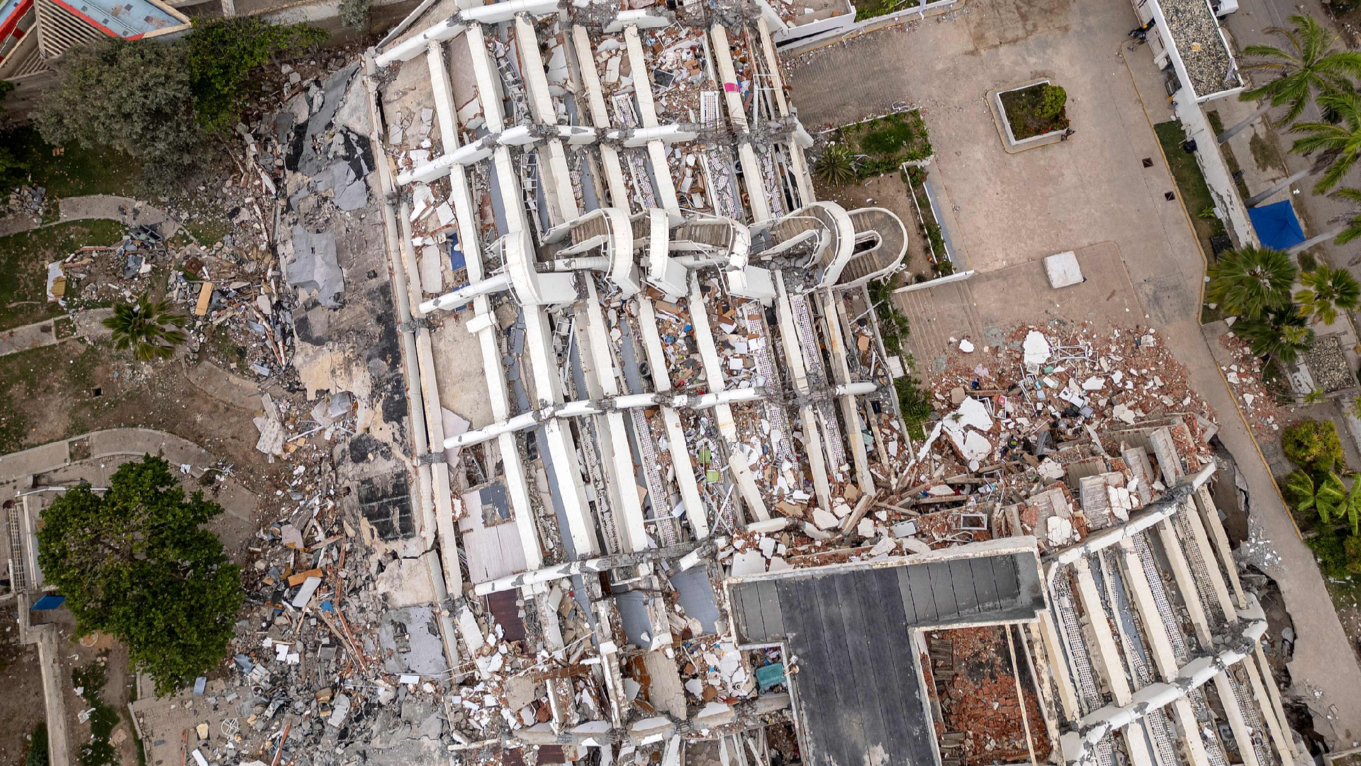 Venezuela quake death toll rises to 3,535, over 16,700 injured