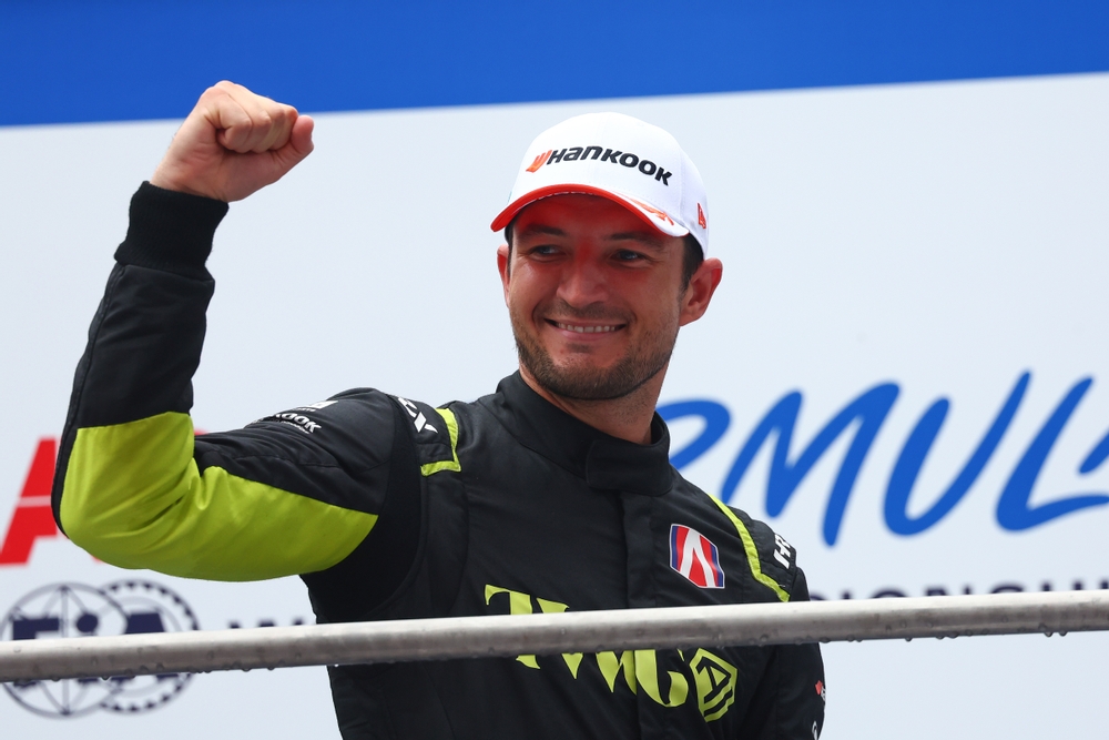 Andretti's Jake Dennis rounded out the podium during Saturday's race. /FIA Formula E