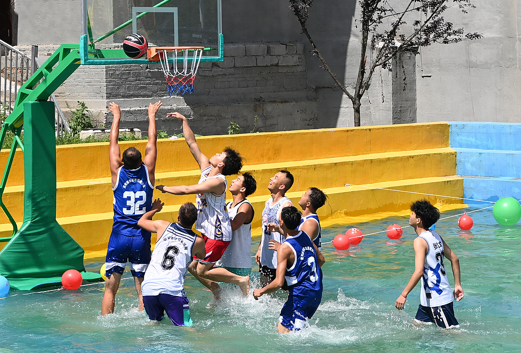 A match takes place in the men's division of the 2026 Guizhou Taijiang Water 