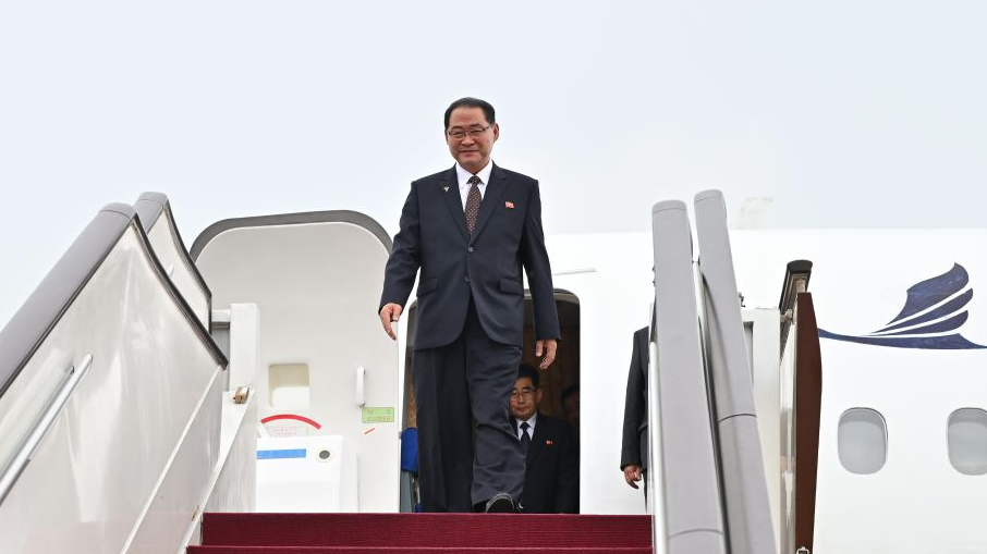 Premier of DPRK cabinet arrives in Beijing for official visit