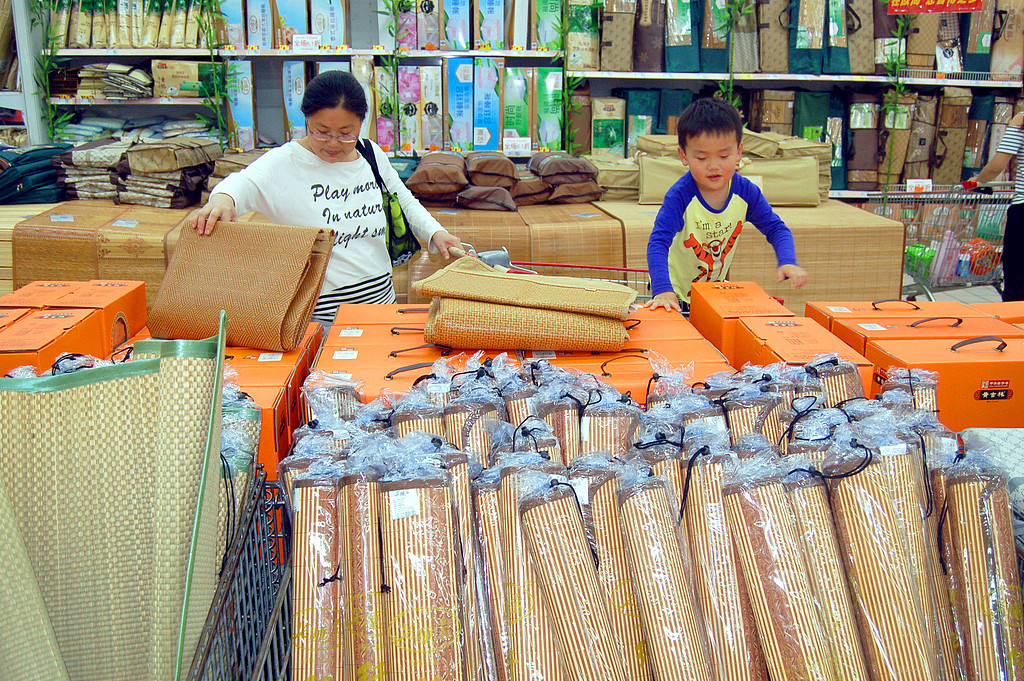 Bamboo sheets are popular during those warm summer night as they promote airflow and and effective cooling. /VCG