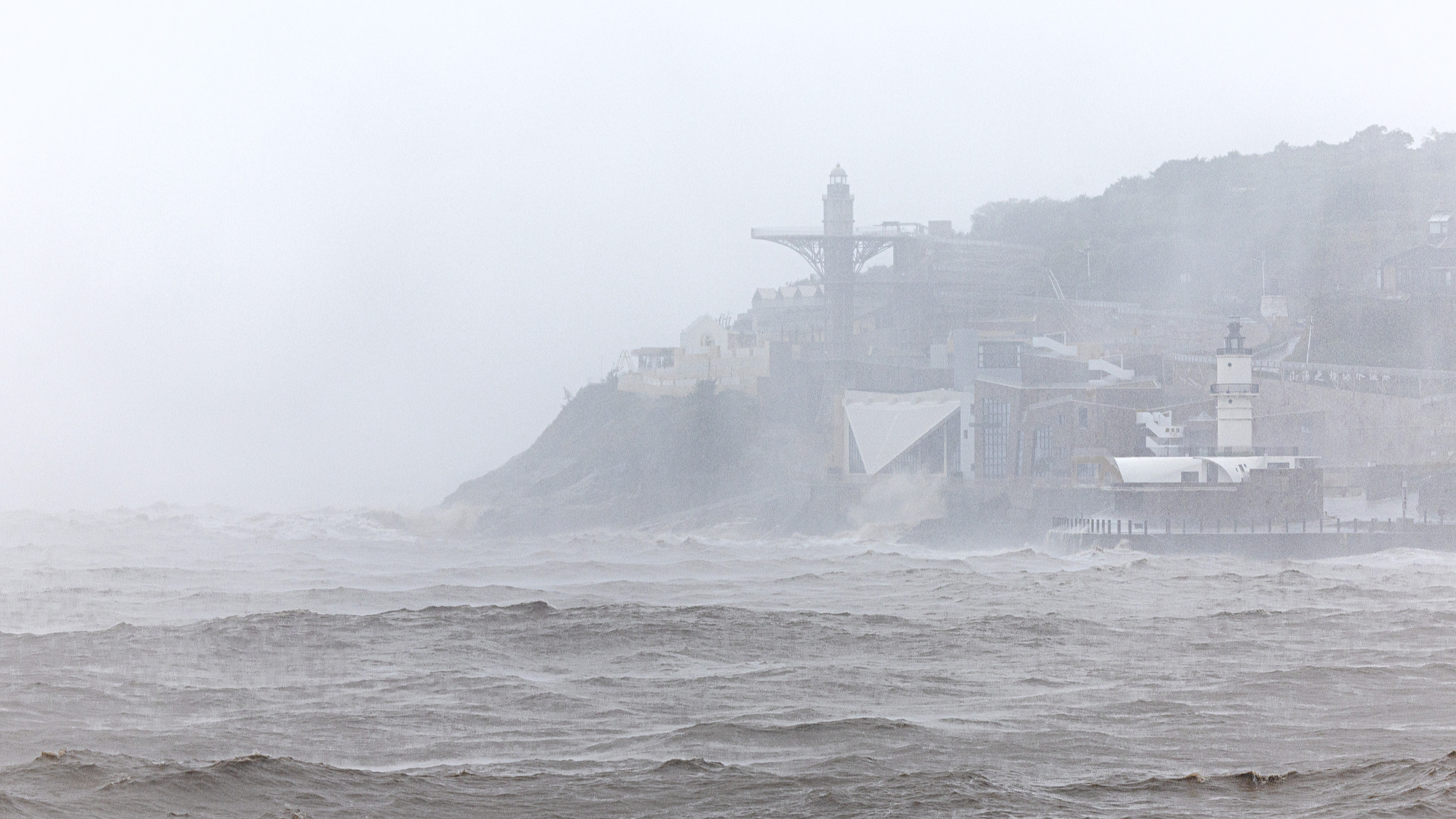 Huge waves batter the coast in Wenling City, east China's Zhejiang Province, under the influence of the outer bands of Typhoon Bavi, July 11, 2026. /VCG