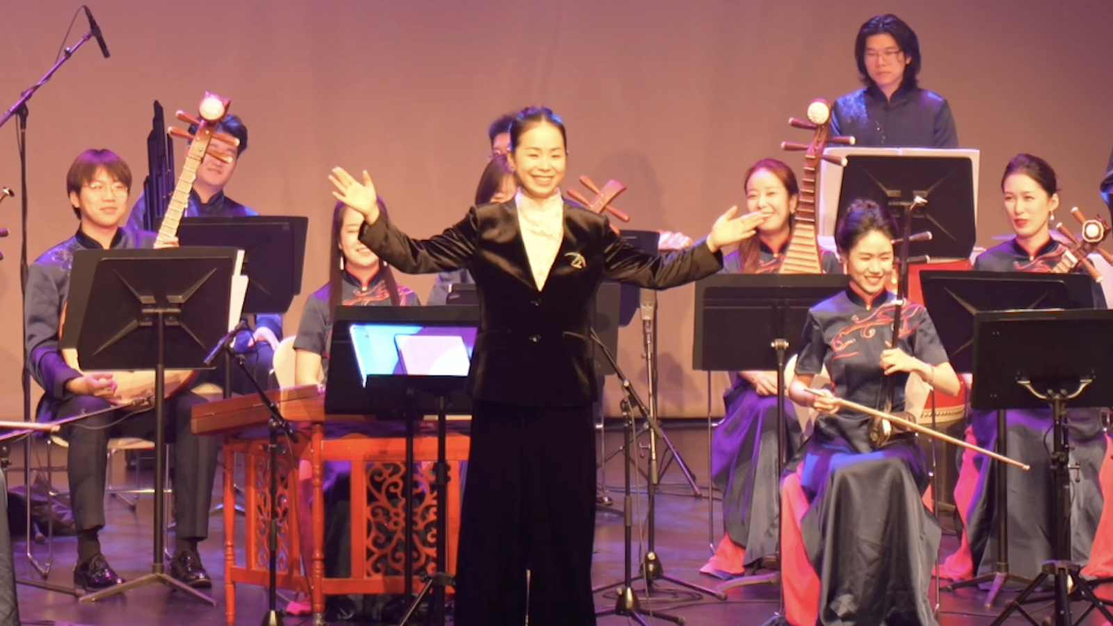 Conversation and connection: Chinese folk concert debuts in Ottawa