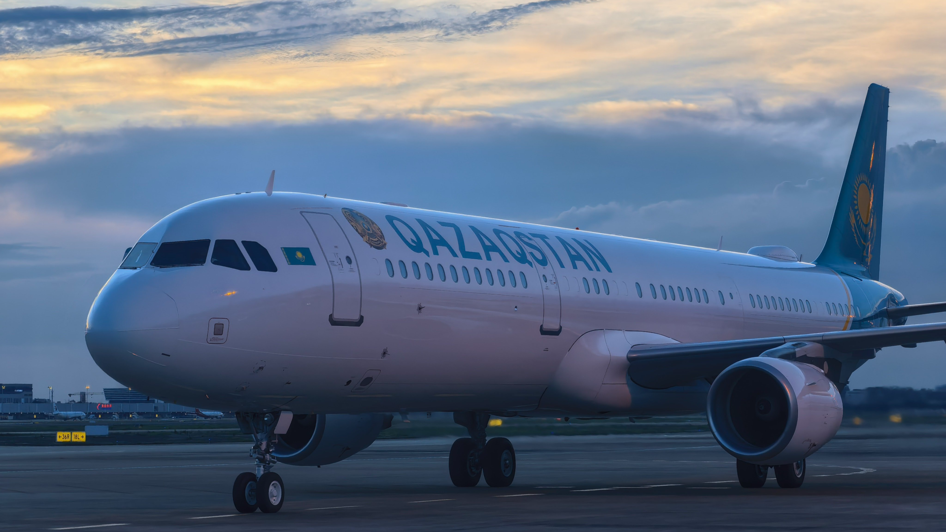 Kazakh president arrives in Shanghai for WAIC 2026