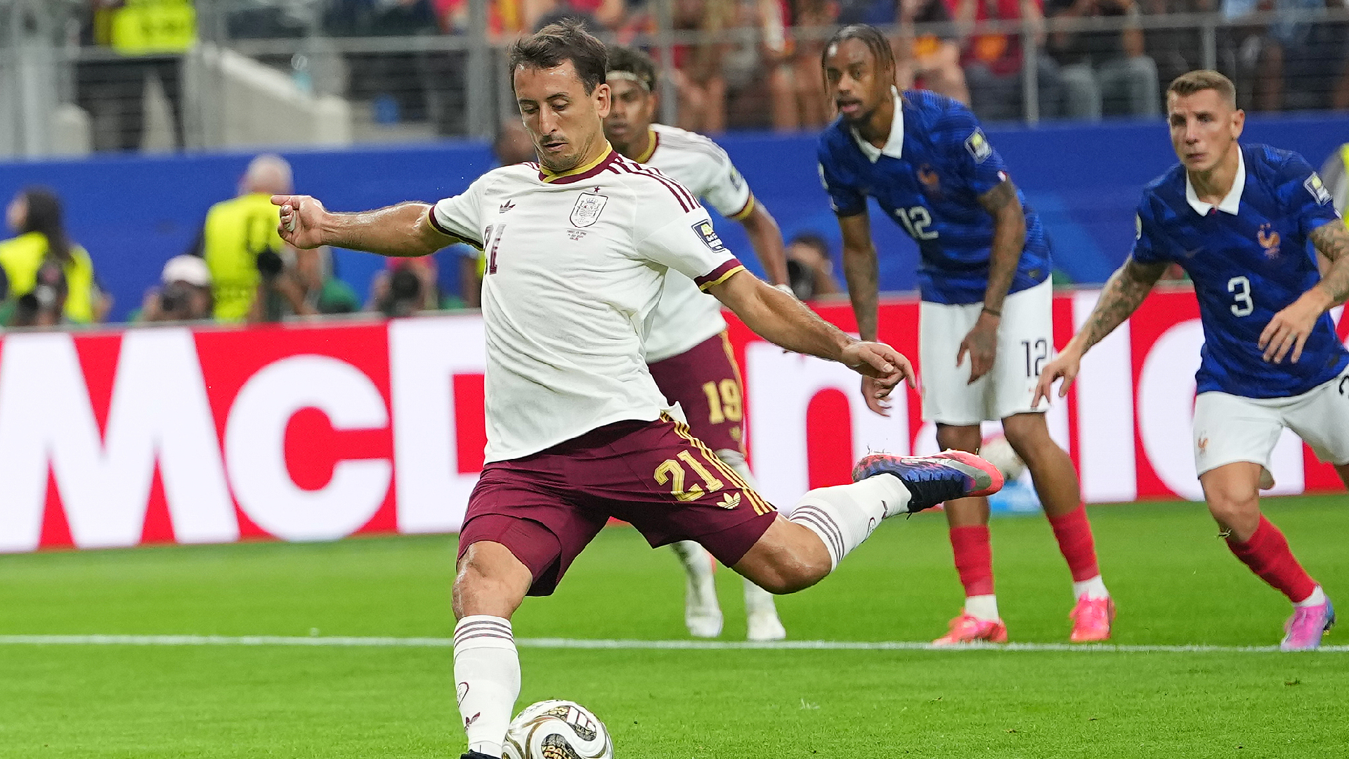 Spain's solid defense silences France to book World Cup final spot