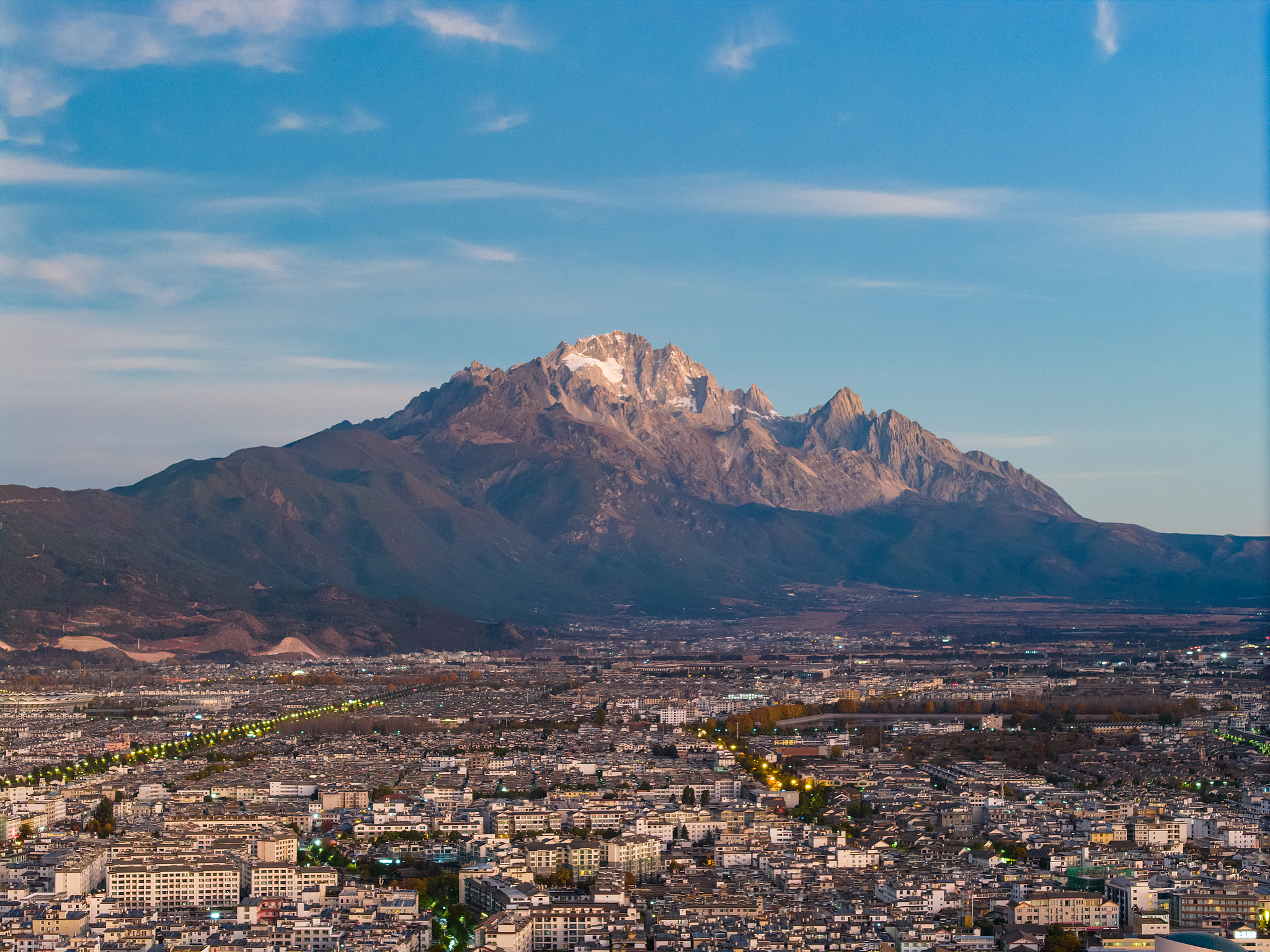 A panoramic view of the Ancient City of Lijiang, Yunnan Province, southwest China, December 15, 2025. /VCG
