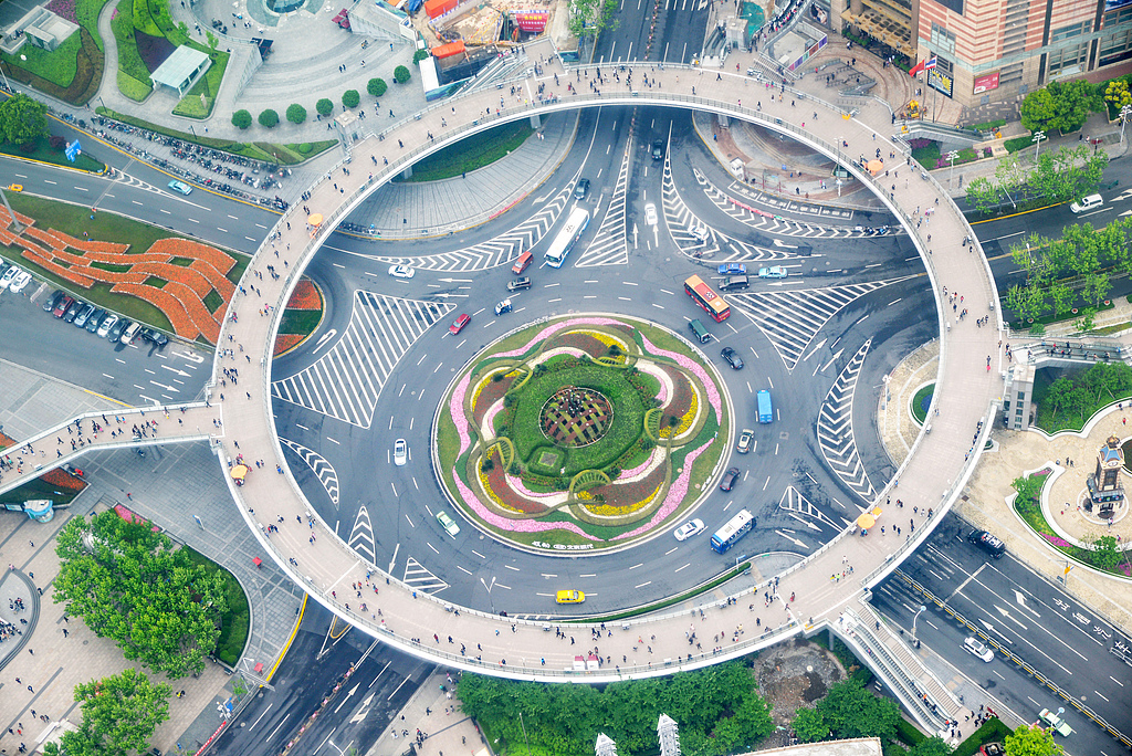 An elevated pedestrian crossing as seen from a supertall skycraper in the Lujiazui business district in Shanghai, China on April 4, 2026./VCG
