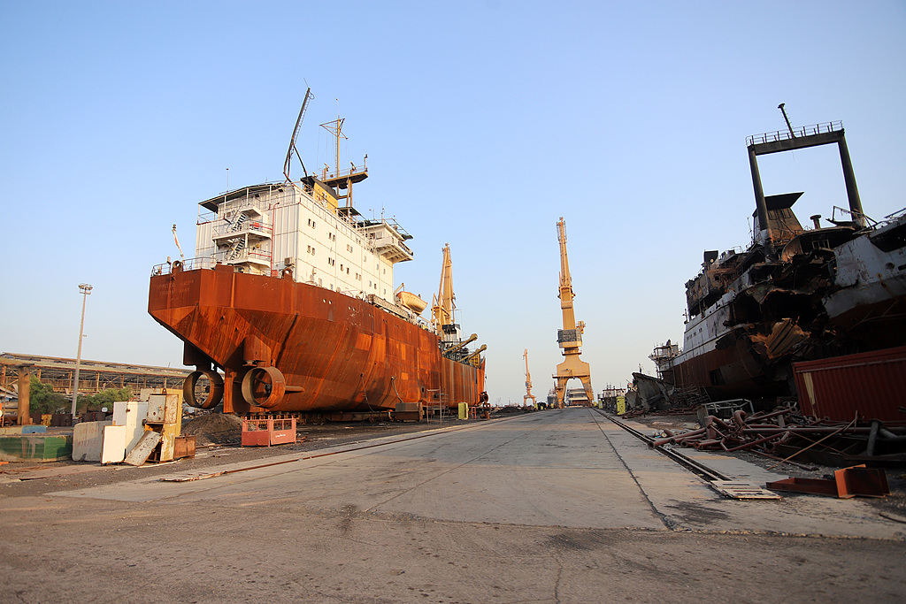  A shipyard damaged in a US strike in Iran's Hormozgan province, where Iranian authorities said the US carried out attacks on 95 locations across 12 cities over the past 10 days, July 19, 2026. /VCG